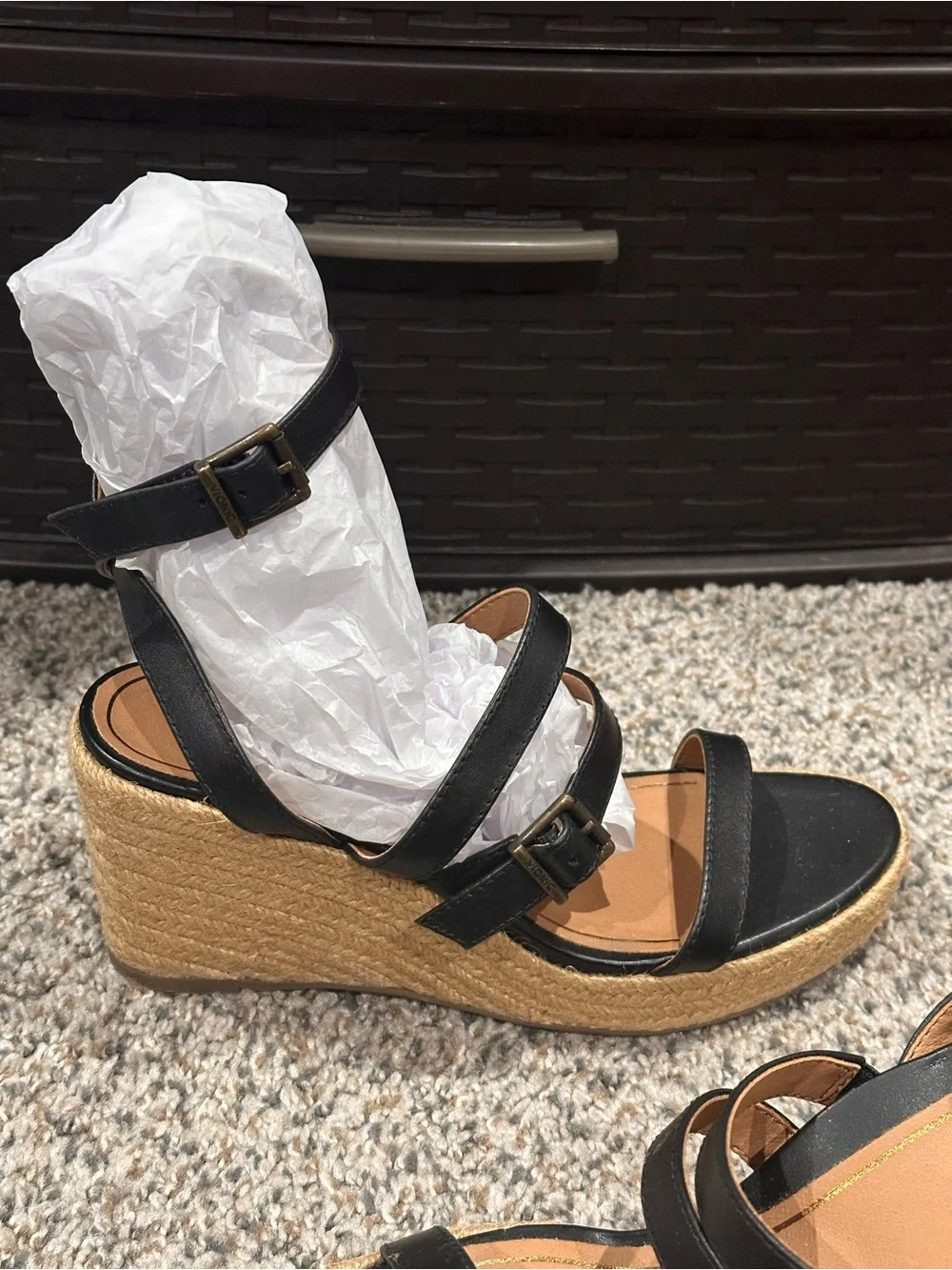 Vionic Black Leather Strappy Espadrille Wedge Sandals